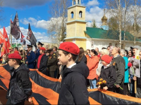 Юнармейцы отряда "Патриот " приняли активное участие в торжественных мероприятиях 9 мая.